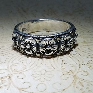 925 Sterling Marcasite Flower Band, S 6.5